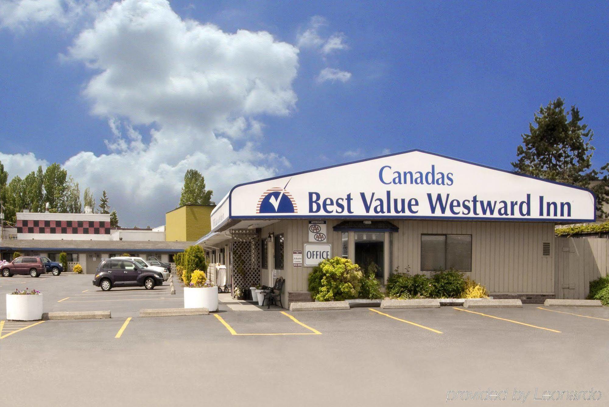 Westward Inn & Suites Langley Exterior photo